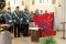 4 Bilder zurück